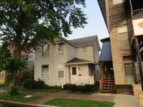 610 S River Park Dr, Guttenberg, IA 52052
