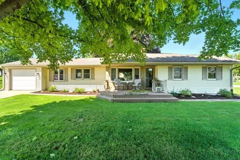 200 Highway 150 S Hwy, West Union, IA 52175