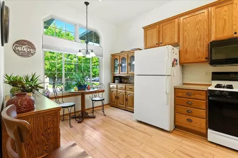 Kitchen - 3632 Pheasant Ln, Waterloo, IA 50701 photo 1 of 3