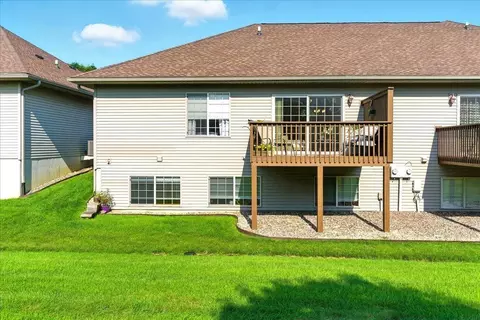 Exterior - 3632 Pheasant Ln, Waterloo, IA 50701 photo 2 of 2