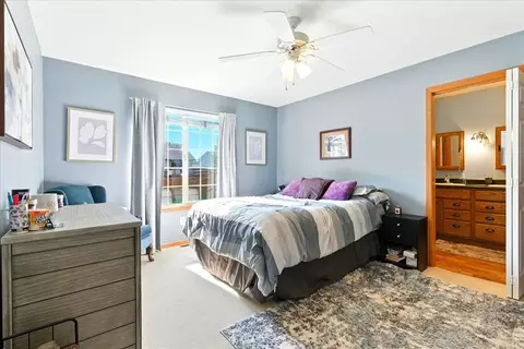 Bedroom - 3632 Pheasant Ln, Waterloo, IA 50701 photo 1 of 3