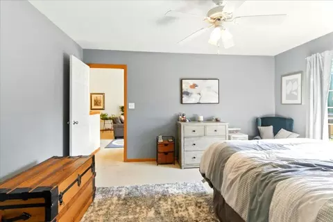 Bedroom - 3632 Pheasant Ln, Waterloo, IA 50701 photo 2 of 3