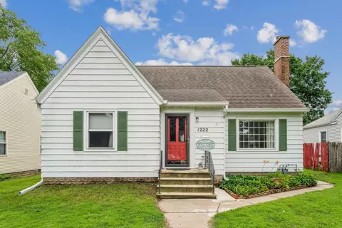 1222 Vine St, Waterloo, IA 50703