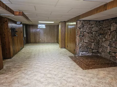 1145 E Ridgeway Ave, Waterloo, IA 50702 photo 30