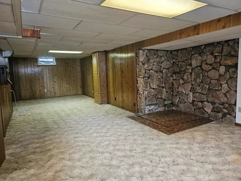 1145 E Ridgeway Ave, Waterloo, IA 50702 photo 29