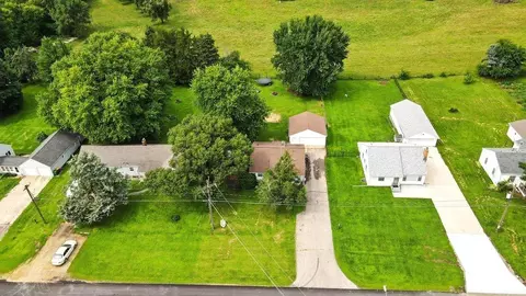 6423 Lafayette Rd, Raymond, IA 50667
