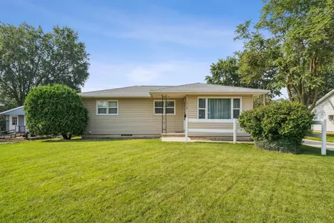 1716 Glenny Ave, Waterloo, IA 50702