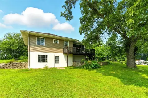 32079 Spring Ave, New Hartford, IA 50660