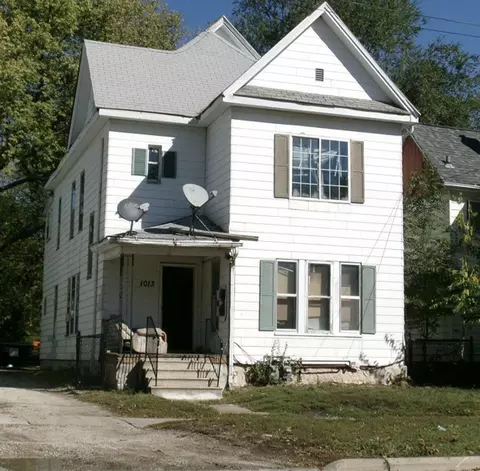 1013 Mulberry St, Waterloo, IA 50703