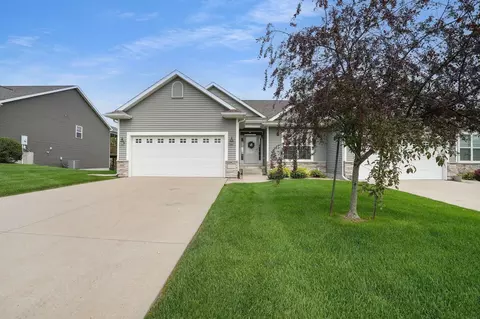 2607 Feather Run Trl, Cedar Falls, IA 50613