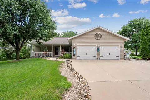 1022 Short St, Waterloo, IA 50707