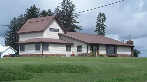 1426 C Ave, Gladbrook, IA 50635