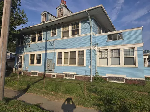 303 Franklin St, Waterloo, IA 50701