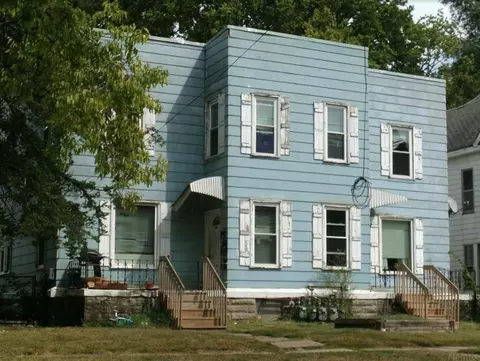 1007-1009 Mulberry St, Waterloo, IA 50703