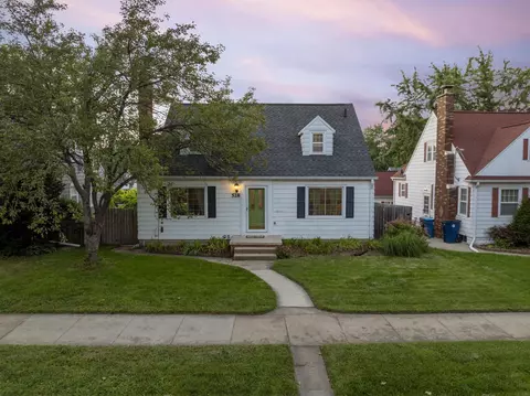 528 Campbell Ave, Waterloo, IA 50701