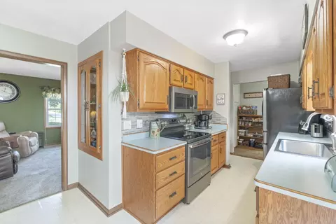 313 Longview Dr, Waterloo, IA 50701 photo 11