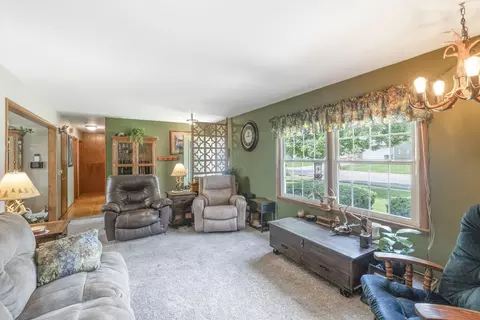 313 Longview Dr, Waterloo, IA 50701 photo 6