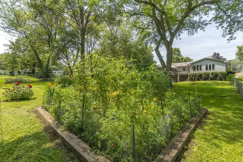 313 Longview Dr, Waterloo, IA 50701 photo 33