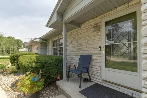 313 Longview Dr, Waterloo, IA 50701 photo 4