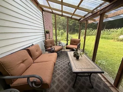 Exterior - 2972 River Rd, Decorah, IA 52101 photo 2 of 2