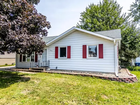 1037 Fleur, Waterloo, IA 50701