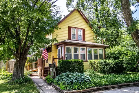 222 Baltimore St, Waterloo, IA 50701