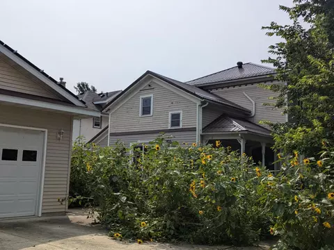 402 E Main St, Decorah, IA 52101 photo 33