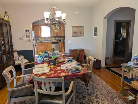 402 E Main St, Decorah, IA 52101 photo 11