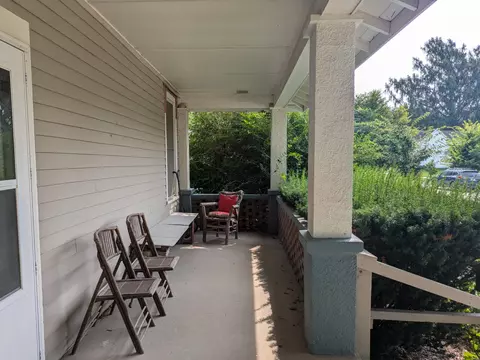 402 E Main St, Decorah, IA 52101 photo 39