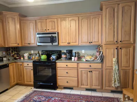 402 E Main St, Decorah, IA 52101 photo 14