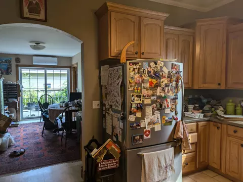 402 E Main St, Decorah, IA 52101 photo 16