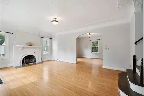 215 Frederic Ave, Waterloo, IA 50701 photo 3
