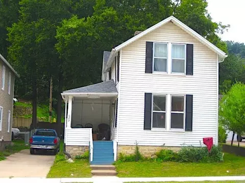 623 Main St, Mcgregor, IA 52157