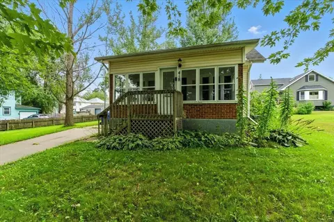 418 NW 1st Ave, Oelwein, IA 50662
