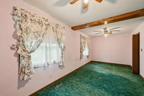 1002 Triangle Dr, Shell Rock, IA 50670 photo 13
