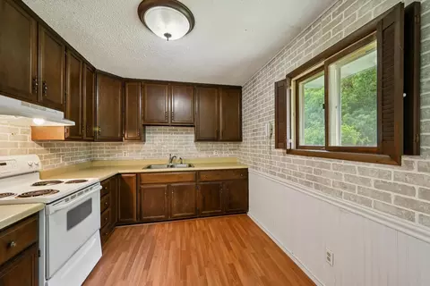 1002 Triangle Dr, Shell Rock, IA 50670 photo 10