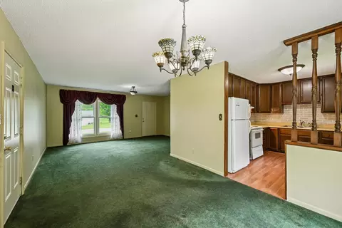 1002 Triangle Dr, Shell Rock, IA 50670 photo 8