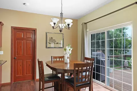 Dining - 1502 Algonquin Dr, Cedar Falls, IA 50613 photo 1 of 1
