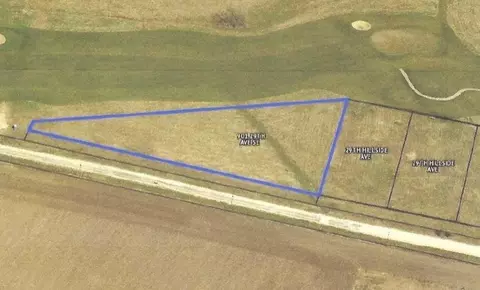 901 SE 29th Ave, Waverly, IA 50677