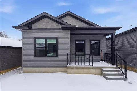 808 Clay St, Cedar Falls, IA 50613