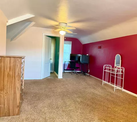115 Cornwall Ave, Waterloo, IA 50702 photo 14