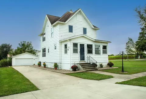 405 SW 2nd Ave, Tripoli, IA 50676