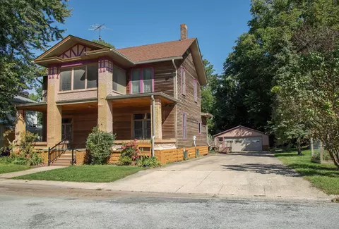 323 NE 3rd Ave, Waverly, IA 50677