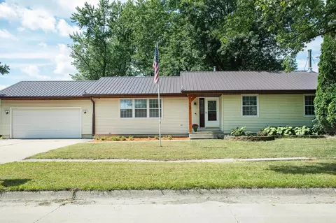 504 Joseph Rd, Dunkerton, IA 50626