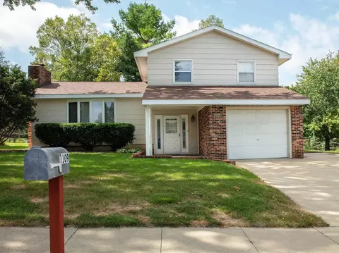 1109 5th St NW, Waverly, IA 50677