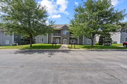 2625 Orchard Dr #3, Cedar Falls, IA 50613