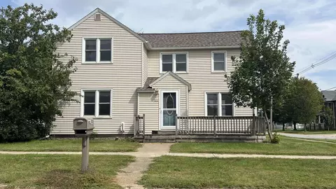 122 S Walnut Ave, New Hampton, IA 50659