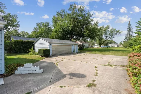 421 Cornwall, Waterloo, IA 50702 photo 21