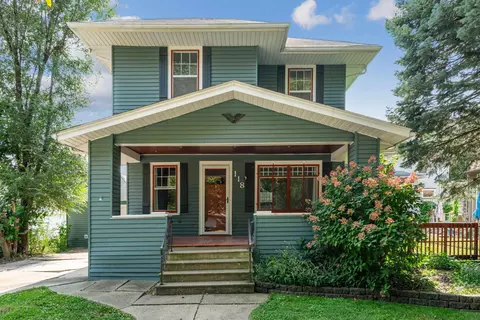 118 W 11th St, Cedar Falls, IA 50613