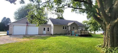 1020 S State St, Denver, IA 50622